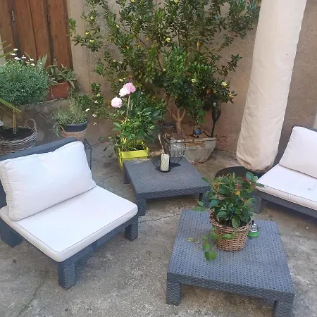 D'hote Au Jardin Le Clos Des Vins D'anges Bed & Breakfast