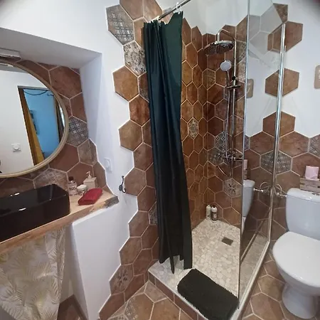 Bed & Breakfast D'hote Au Jardin Le Clos Des Vins D'anges 3*