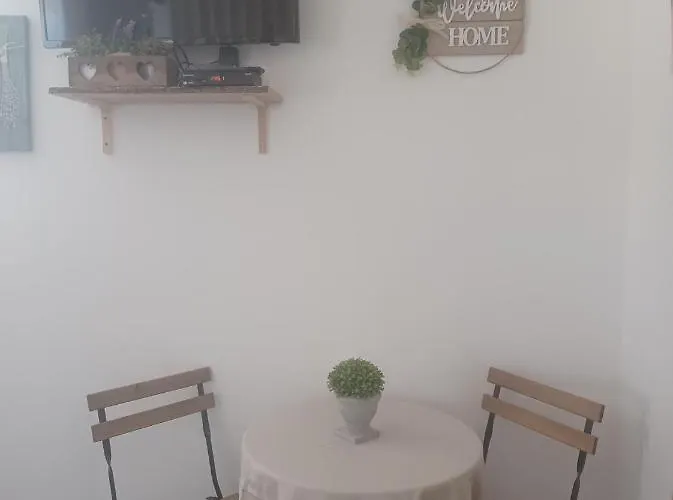 Bed and breakfast D'hote Au Jardin Le Clos Des Vins D'anges