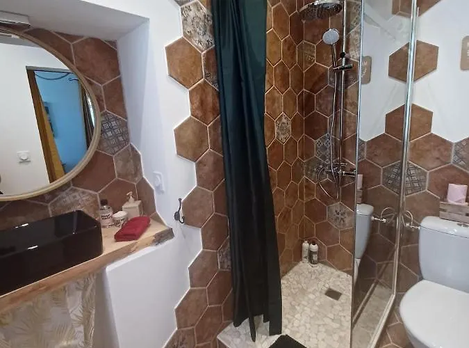 Bed and breakfast D'hote Au Jardin Le Clos Des Vins D'anges 3*