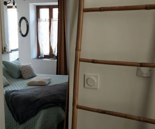 D'hote Au Jardin Le Clos Des Vins D'anges Bed and breakfast Saint-Pierre-des-Champs