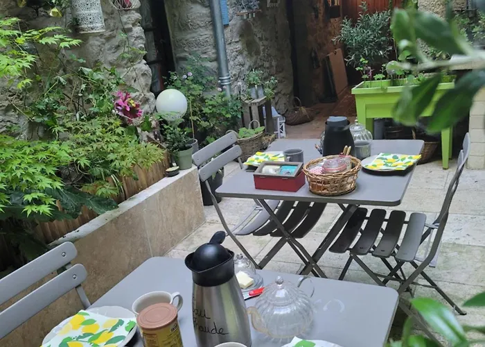 D'hote Au Jardin Le Clos Des Vins D'anges 3* Saint-Pierre-des-Champs