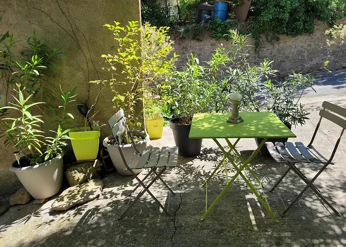D'hote Au Jardin Le Clos Des Vins D'anges Bed and breakfast Saint-Pierre-des-Champs